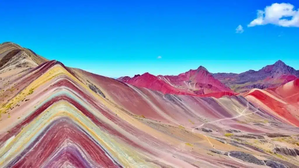 requisitos para viajar a perú desde españa